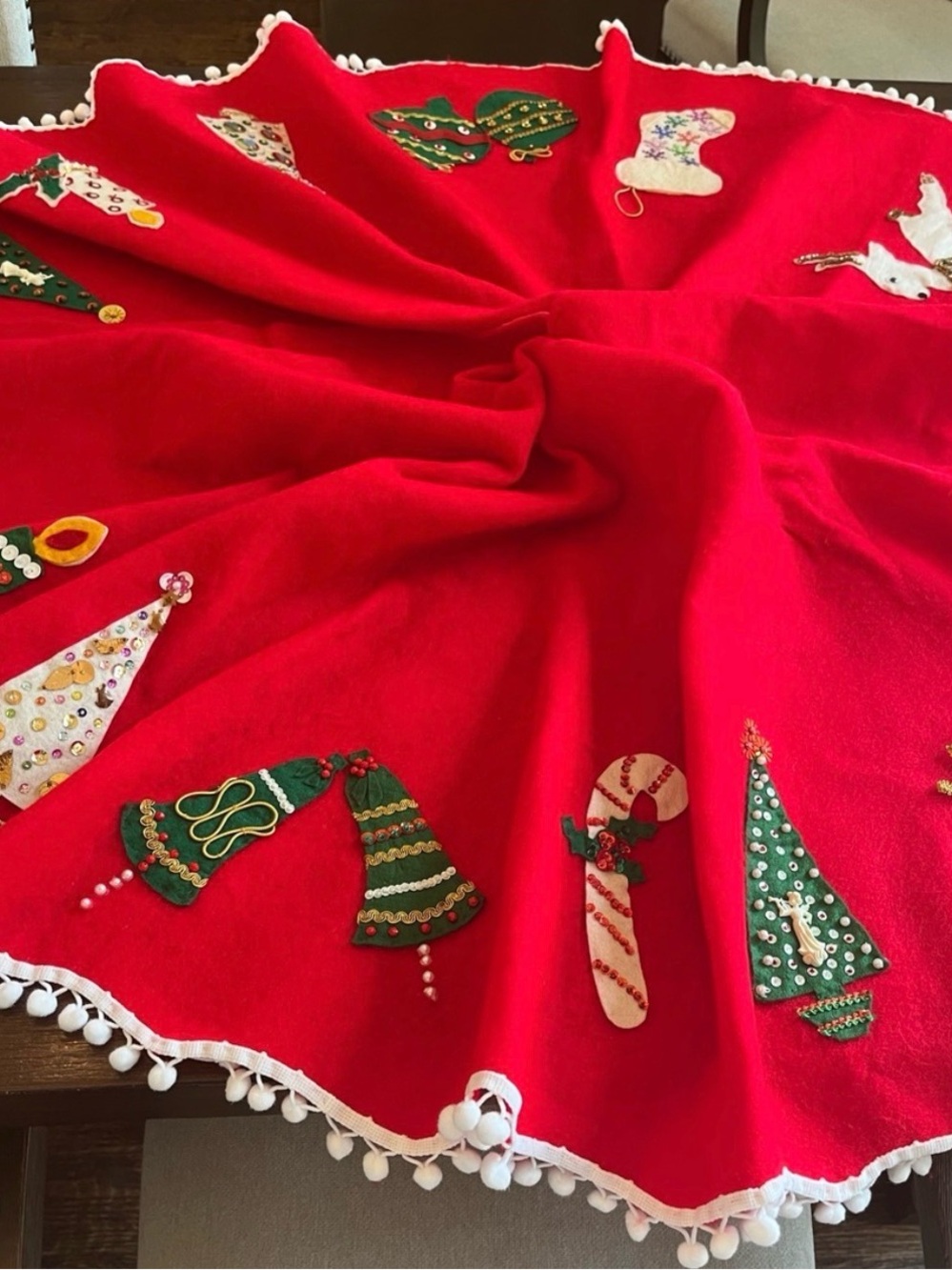BIG 59”D | Christmas Tree Skirt | White Pom Pom Trim | Sequins |